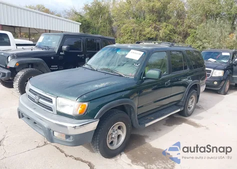 2000 Toyota 4Runner Sr5 V6 z USA, uszkodzony, nr VIN JT3GN86R2Y0175726